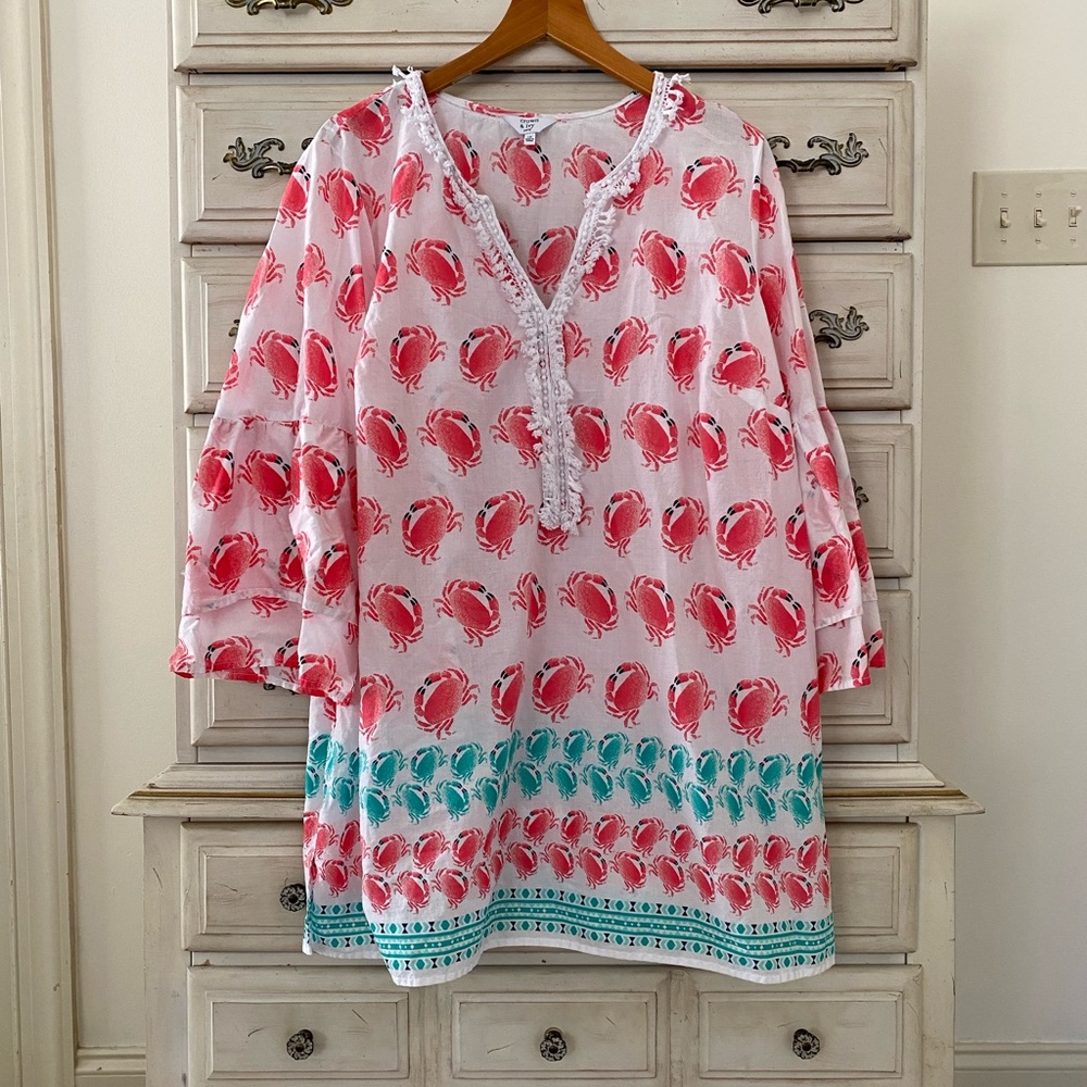 Crown & Ivy Crab Beach Tunic
